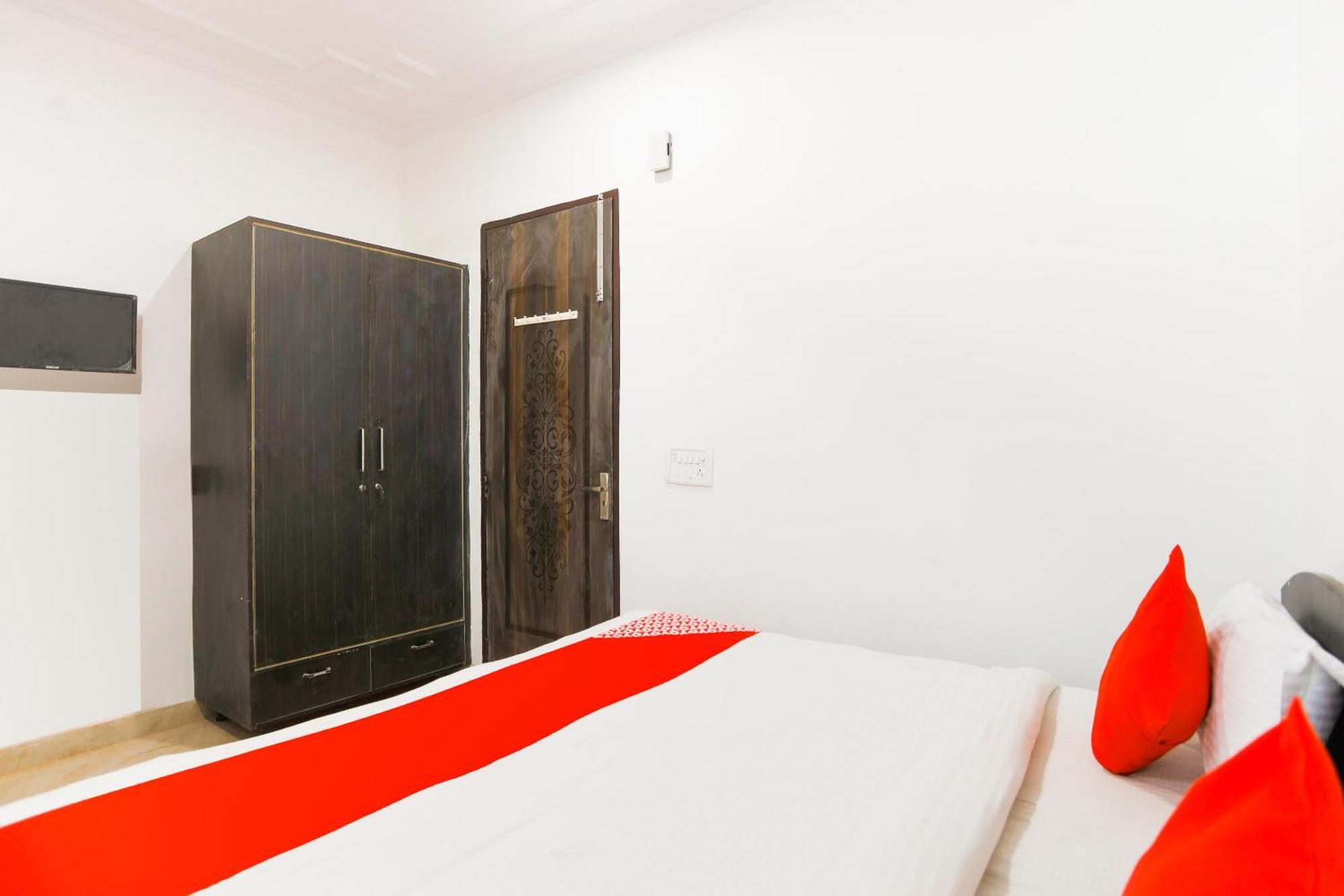 Hotel O Welcome Residency Gurgaon Bagian luar foto